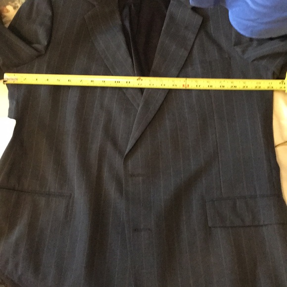 Christopher Hart Suit - Picture 8 of 8